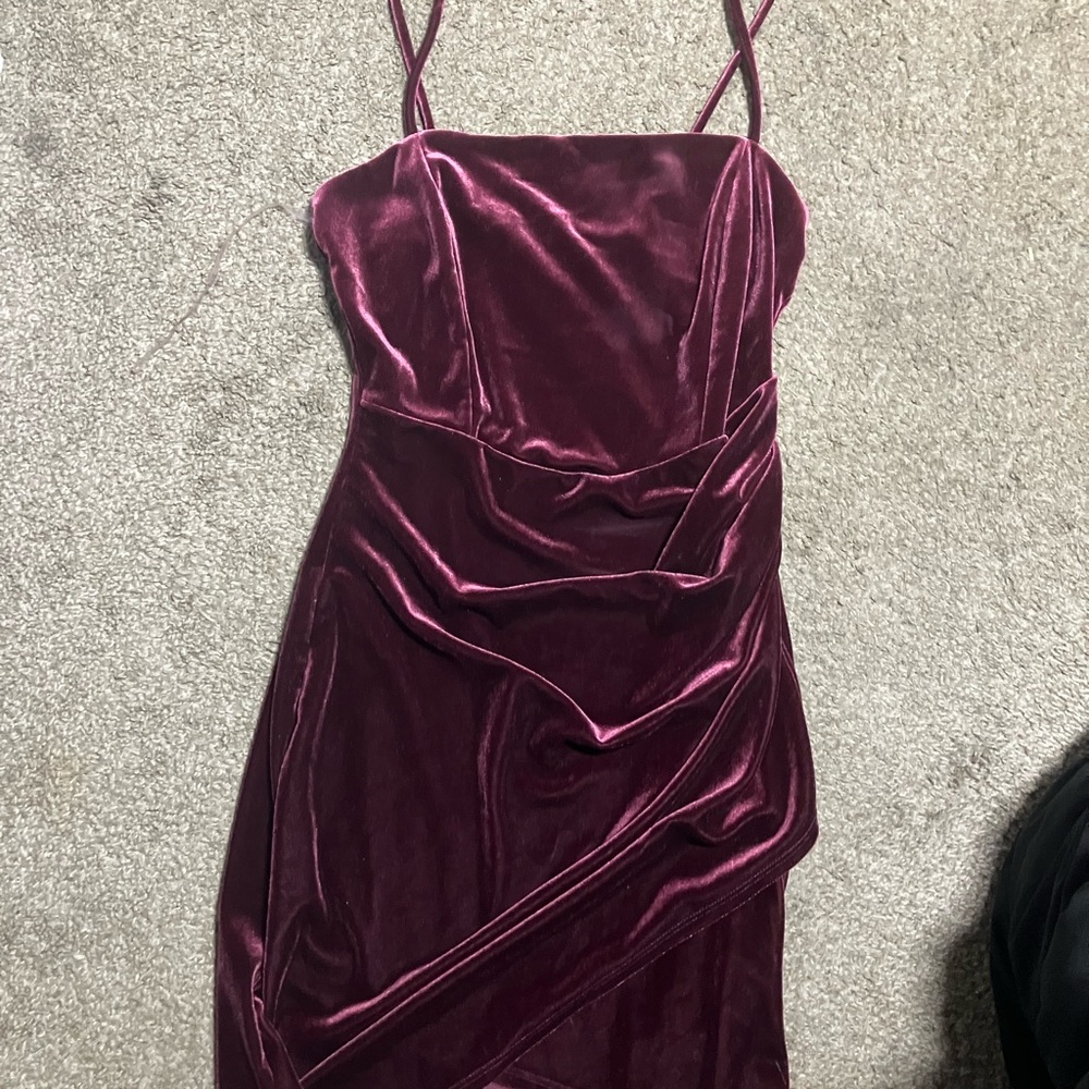 Elegant Velvet Burgundy Dress